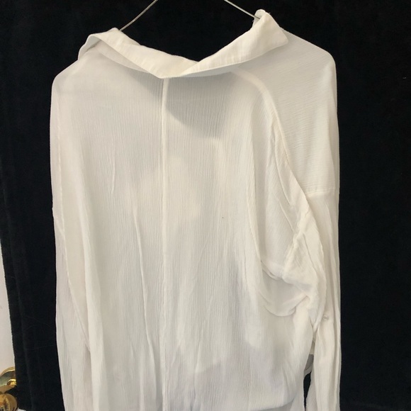 Garage White Button-Down Blouse - Picture 2 of 2